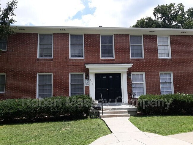 Building Photo - 2212 Steier Ln
