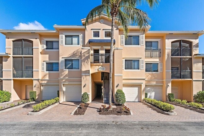 Building Photo - 2809 Amalei Dr