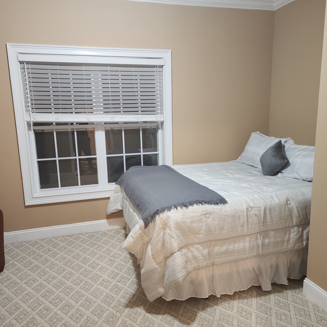 Building Photo - 337 Langshire Dr