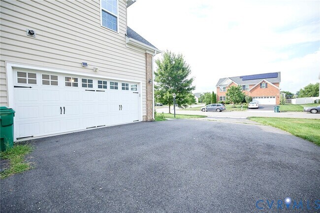 Building Photo - 11513 Hainesland Dr