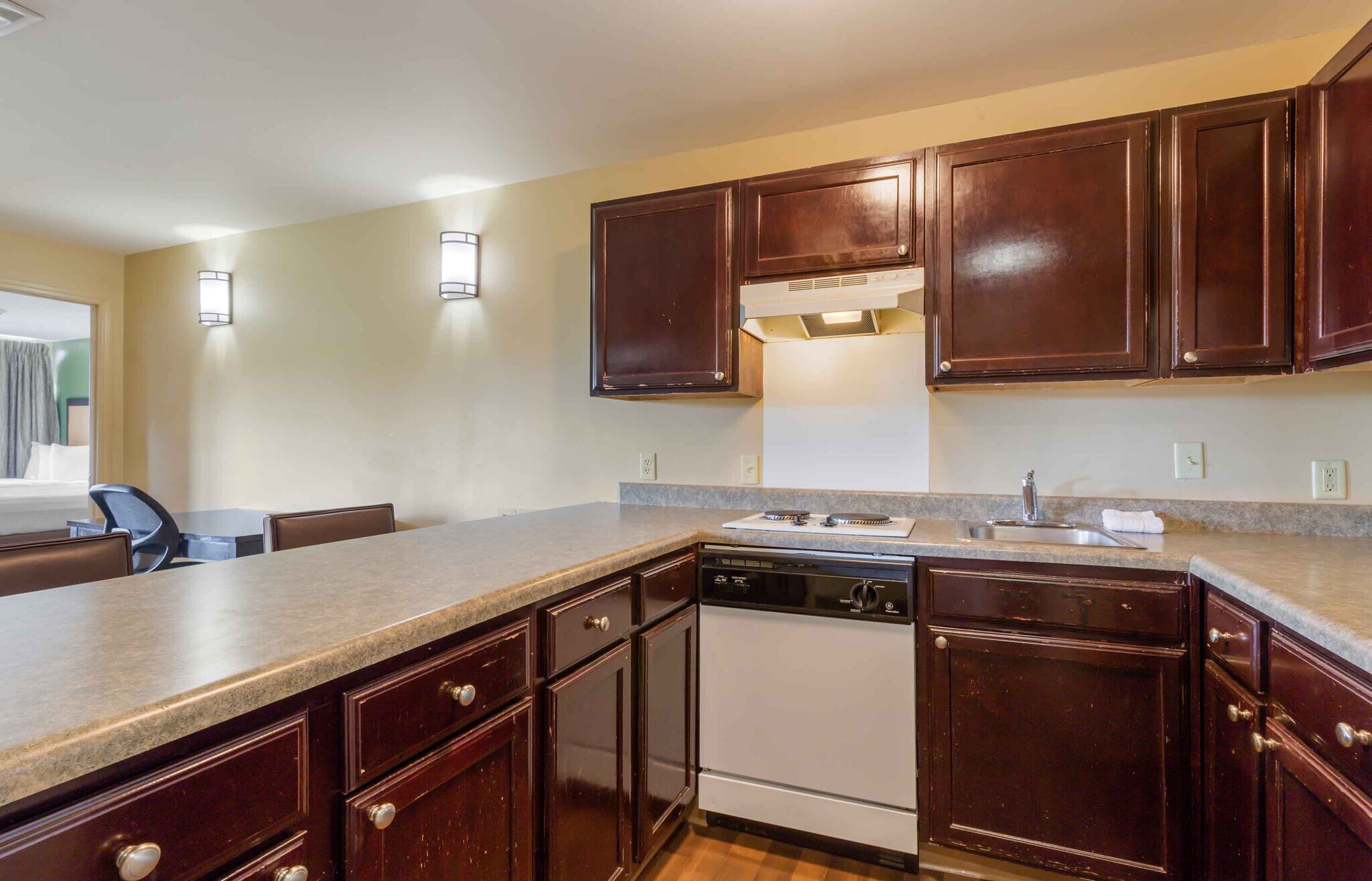 Building Photo - Furnished Studio-Atlanta - Alpharetta - Northpoint - West
