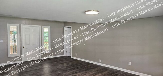 Building Photo - COMING SOON!  RENT TO OWN!  Renovated 3 Be...
