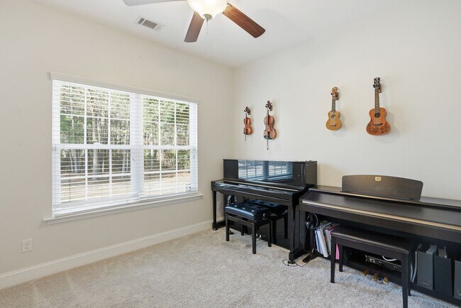 Building Photo - Beautiful Home for Lease in Buckhead