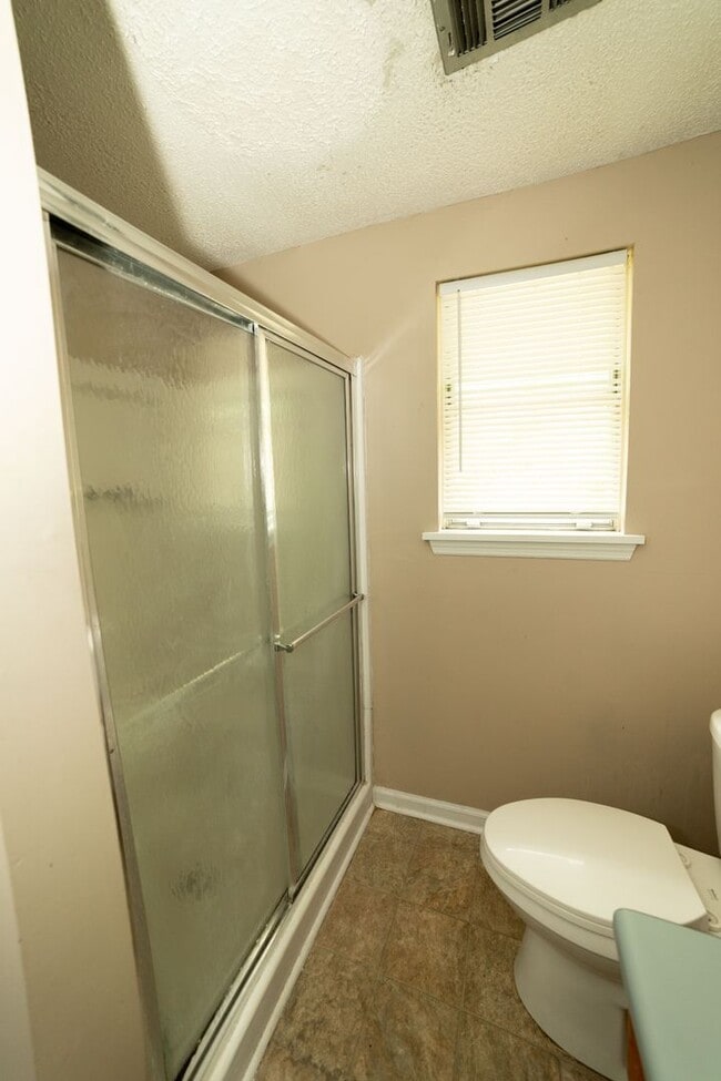 Building Photo - Charming 3-Bedroom Home in Old Hickory