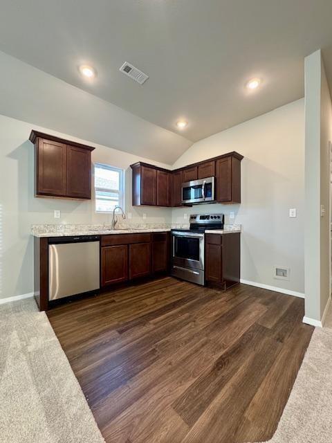 Building Photo - 2006 E Annette Dr