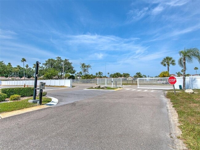 Building Photo - 4313 Tahitian Gardens Cir