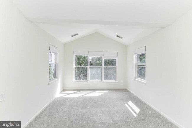 Building Photo - 3105 White Daisy Pl