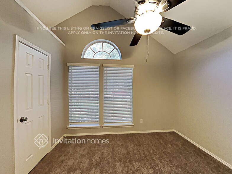 Building Photo - 7121 Timberlane Dr