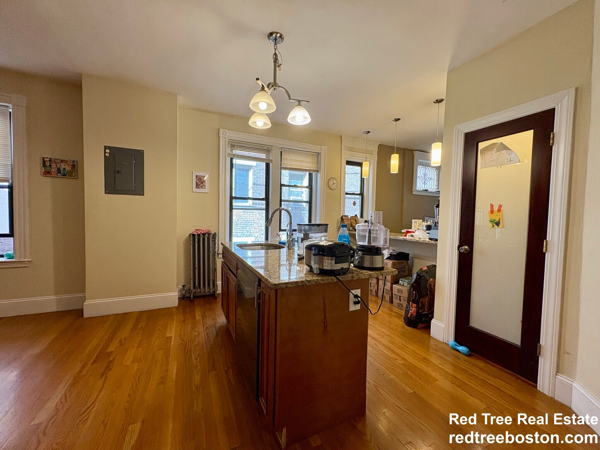 Building Photo - 11 Babcock St