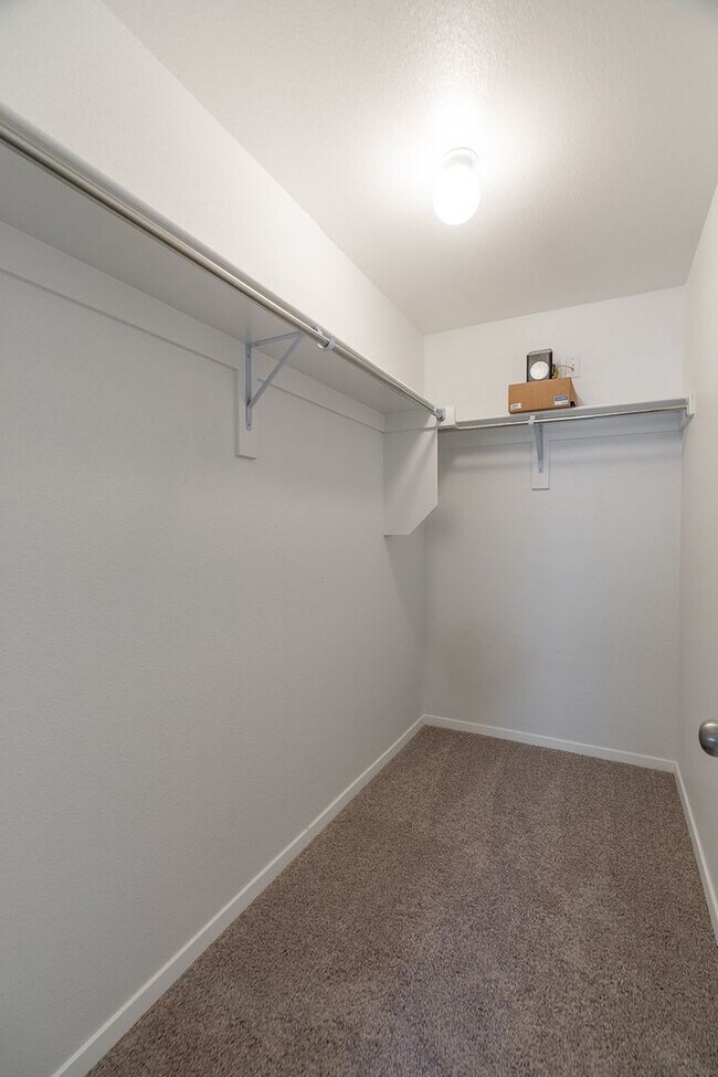 Building Photo - 3-bedroom 2 bath Home in Fayetteville!!