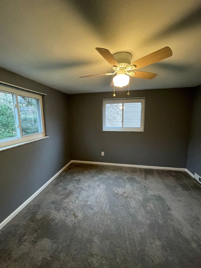 Building Photo - Beautifully updated 3 bed 1 bath home with garage and off-street parking in Penn Hills!