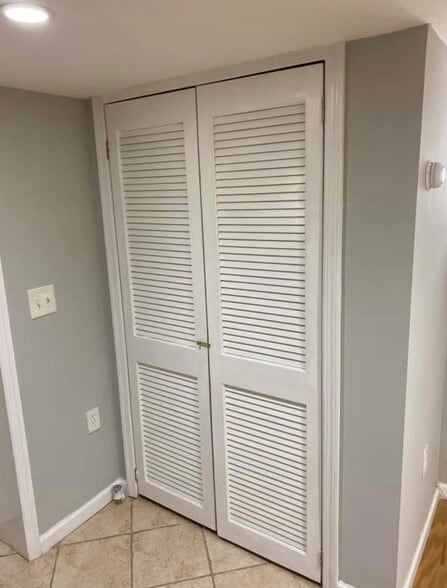 Building Photo - 59 Harrigan St