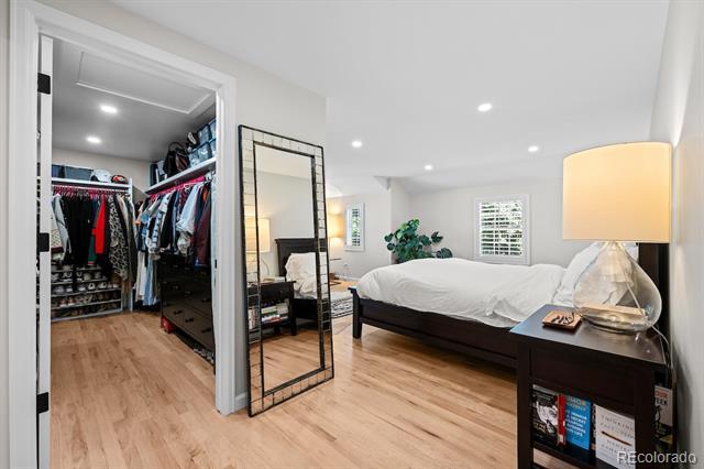 Building Photo - 7030 S Magnolia Cir