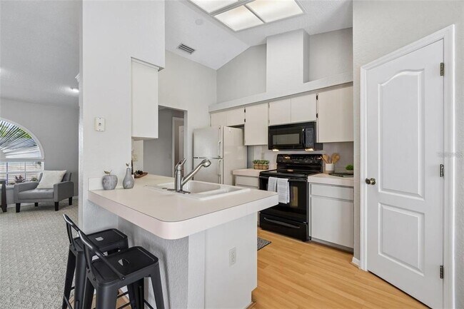 Building Photo - 11349 Sand Hill Ave