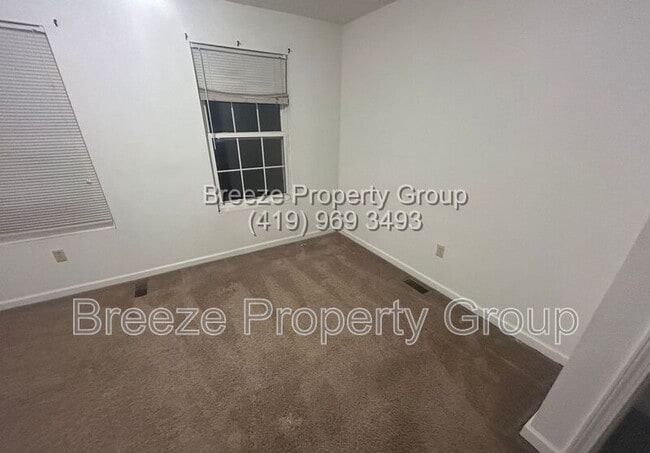 Building Photo - 520 Nova St