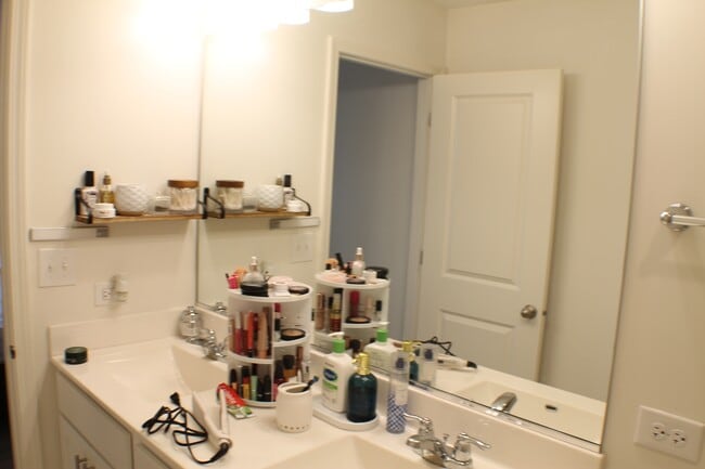 Building Photo - 2323 Prestige Pl