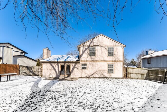 Building Photo - 7551 Rogers Dr