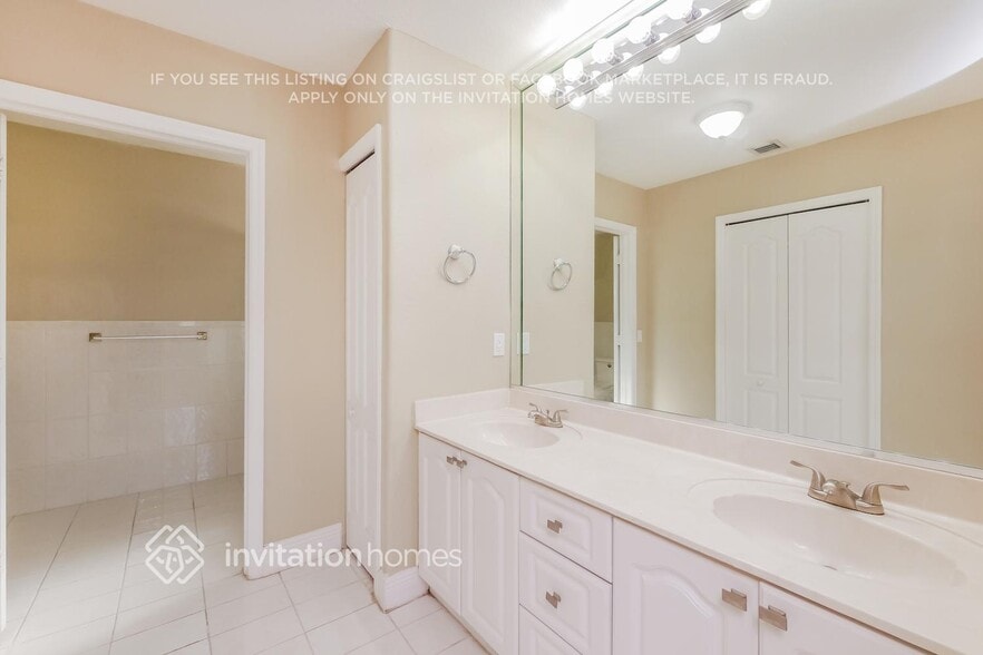 Building Photo - 14336 NW 88th Ave