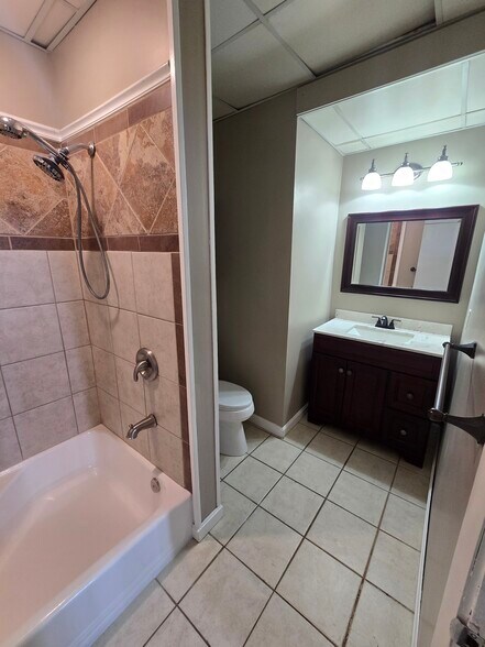 Bathroom - 154 Oak St