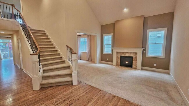 Building Photo - Beautiful 5 Bed 3.5 Bath Home in Redmond R...