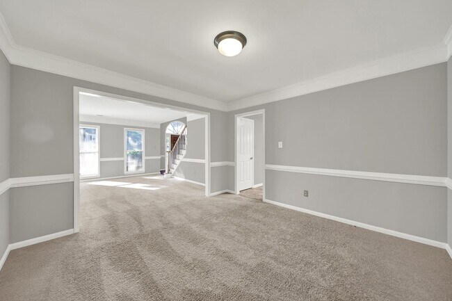 Building Photo - Charming home in South Charlotte