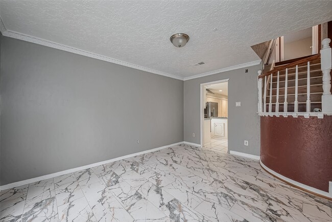 Building Photo - 4015 Black Locust Dr