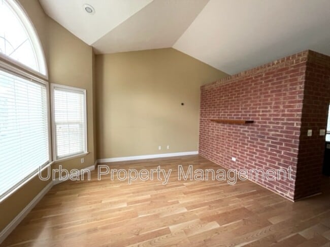 Building Photo - 332 W 2200 N