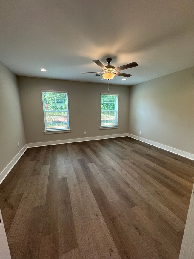 Building Photo - 129 Brawley Villas Pl