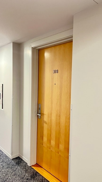 Building Photo - 2 Earhart St