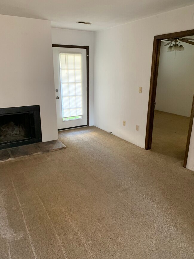 Fireplace - 402 N Hesperia St