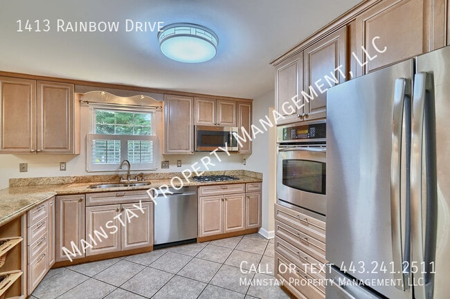 Building Photo - 1413 Rainbow Dr