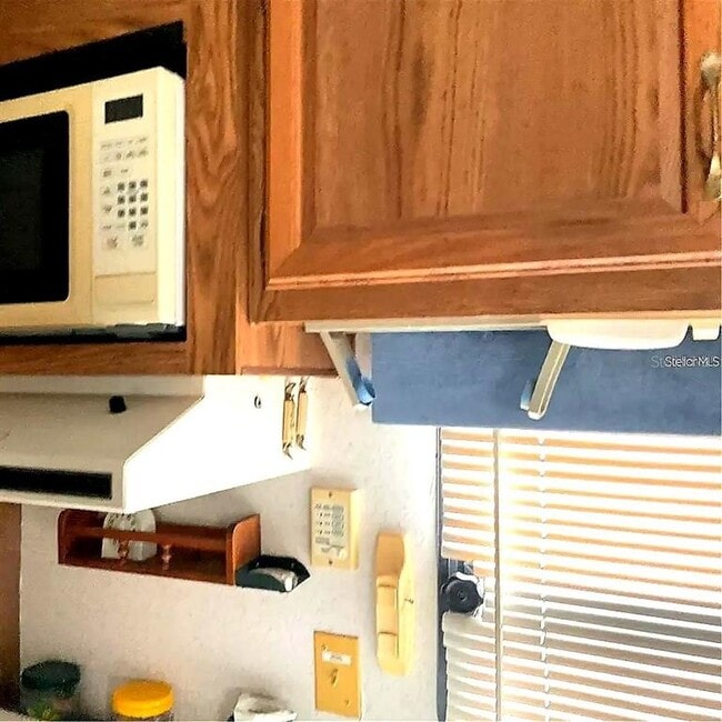 Building Photo - 38045 Bluebird Cir