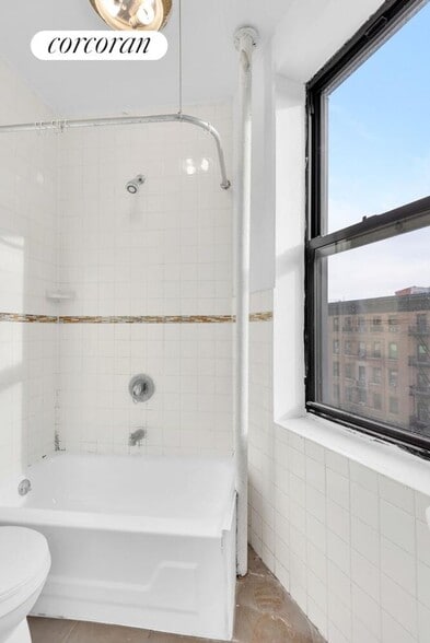 Building Photo - 145 Borinquen Pl