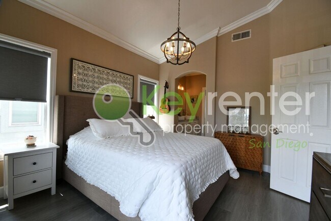 Building Photo - Resort-Style Living in Mission Valley | Bright, Updated & Move-In Ready