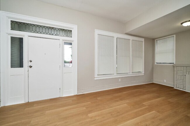 Building Photo - 1715 Berkley Ave