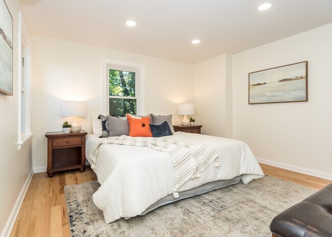 Building Photo - 23 Cheney St