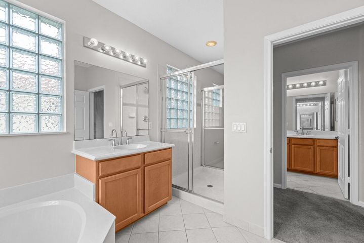 Building Photo - 4045 Key Lime Blvd