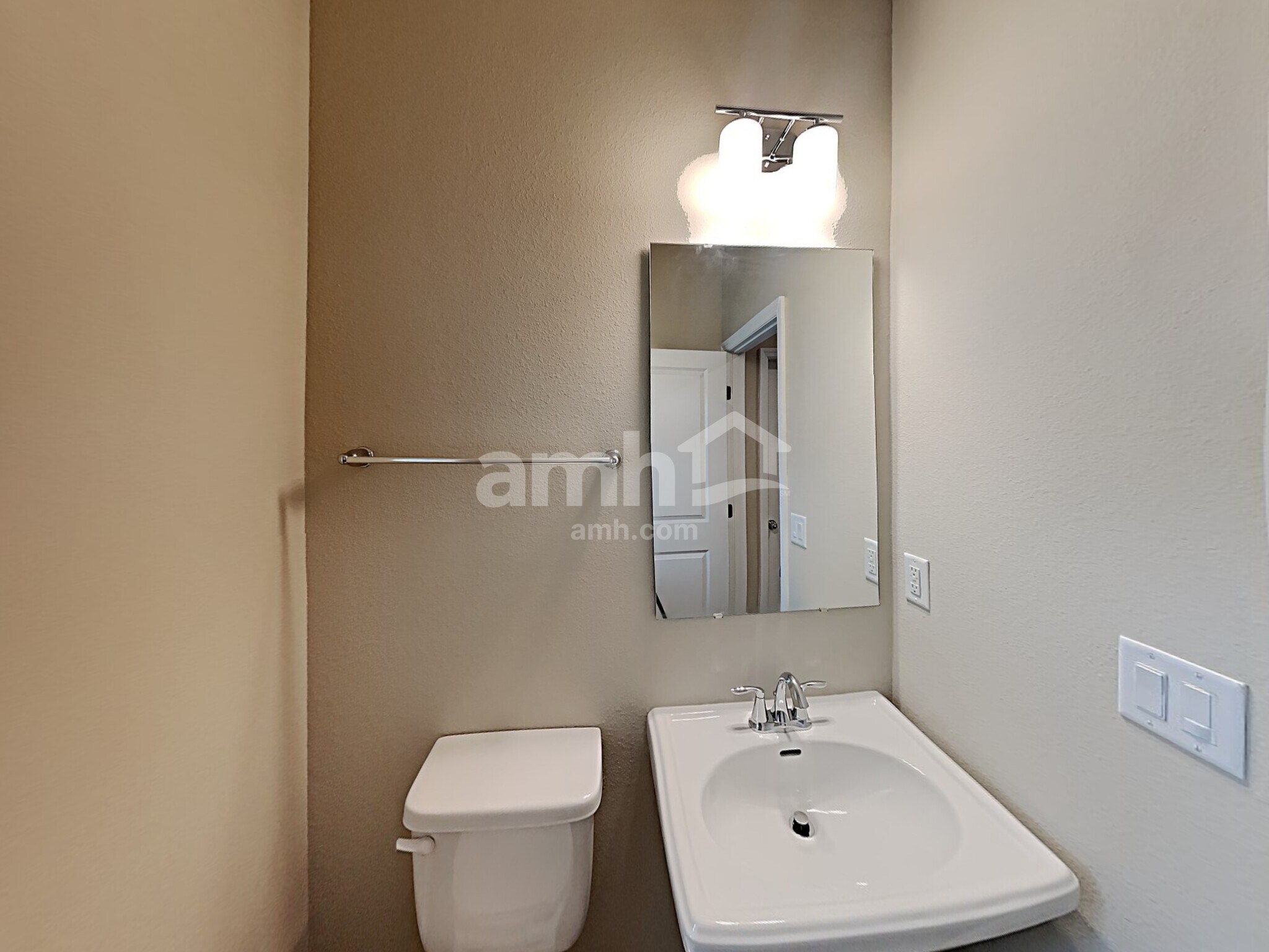 Building Photo - 179 Spruce Pt