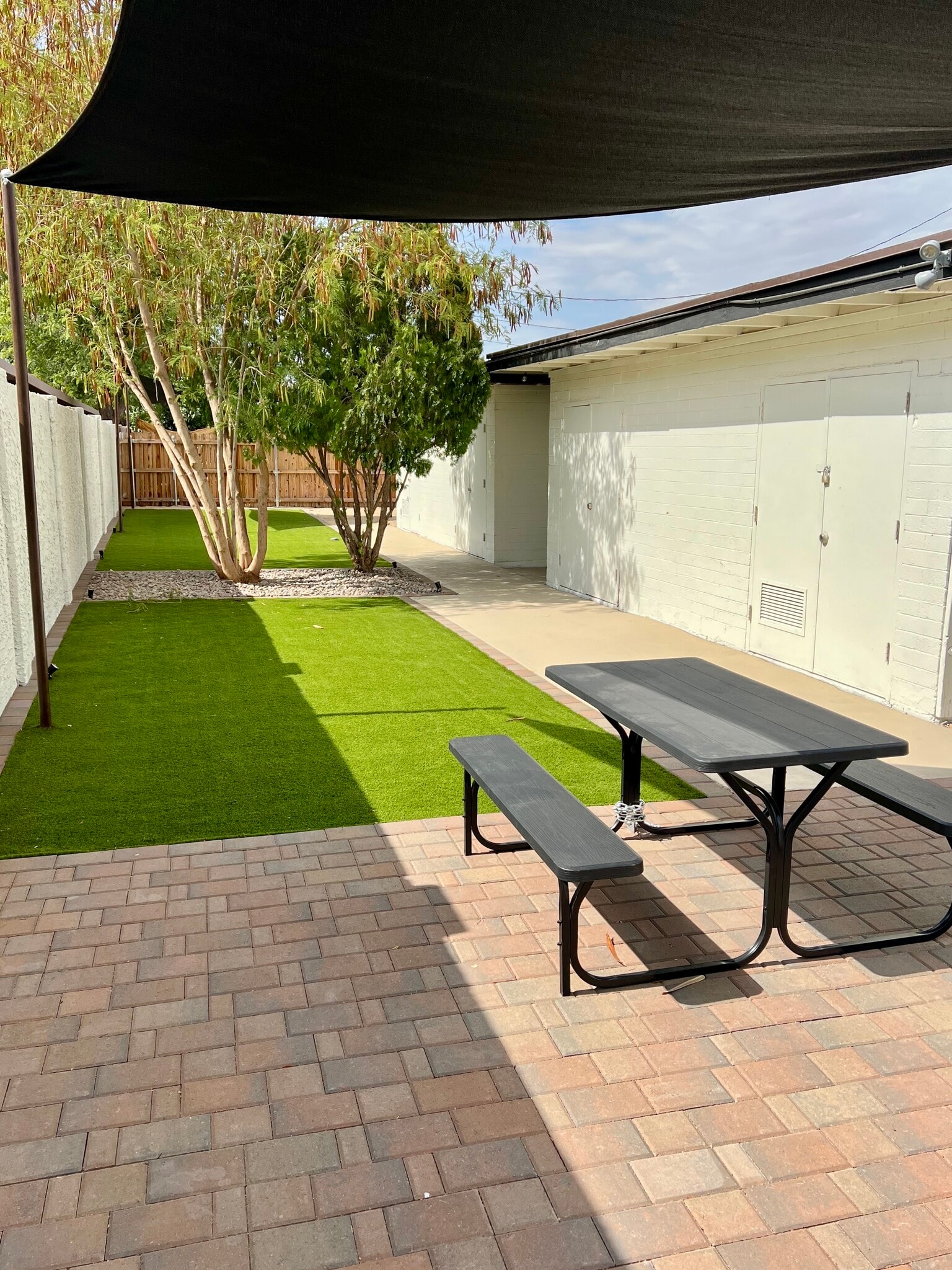 Building Photo - 1433 S Kenneth Pl