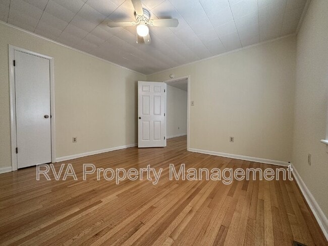 Building Photo - 12070 Karen Dr