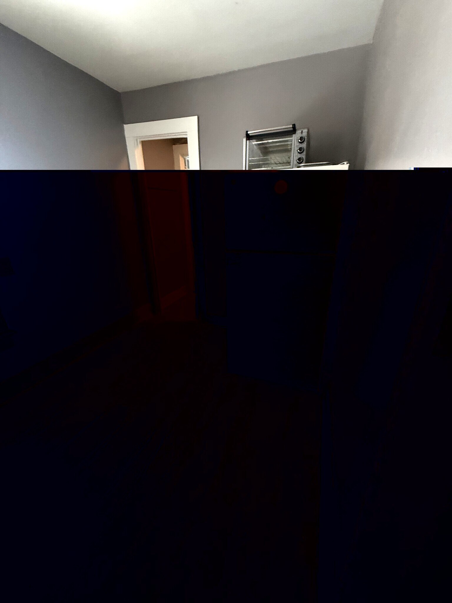 Building Photo - 428 E 27th St