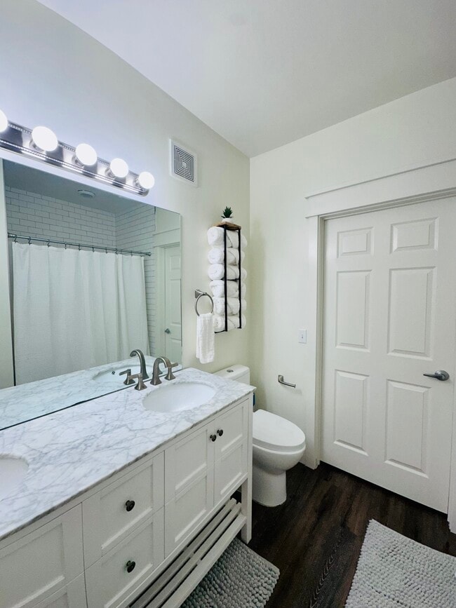 Building Photo - 4190 NW Meadow Creek Cir