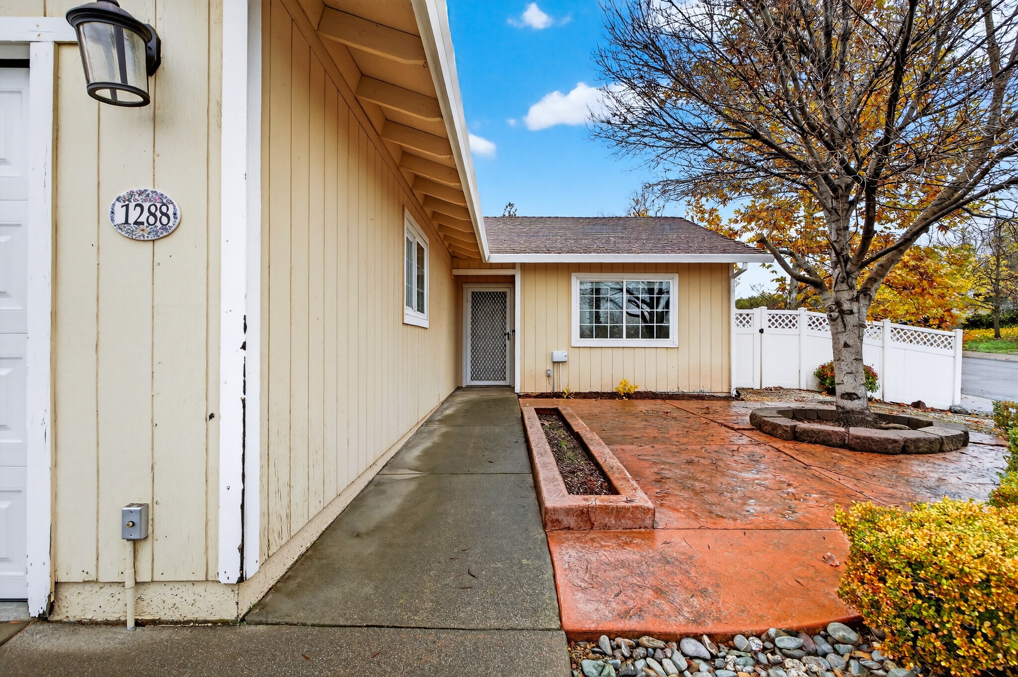 Building Photo - 1288 Grouse Ct