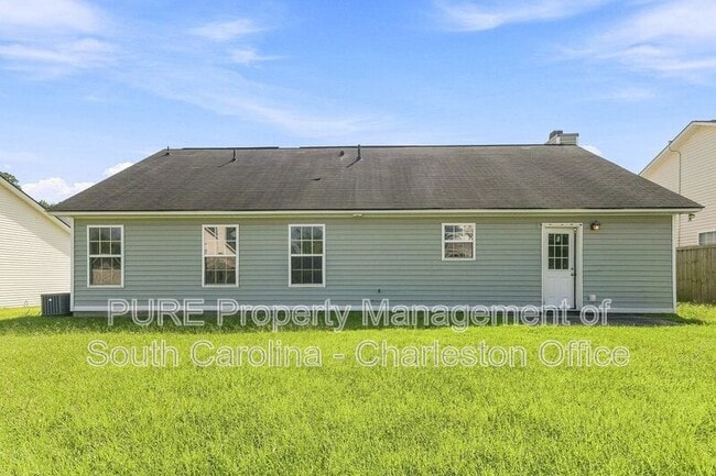 Building Photo - 229 Equinox Cir