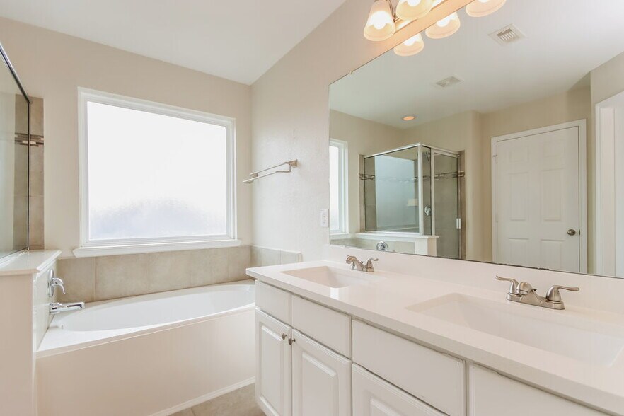 Building Photo - 29012 Birch Green Way