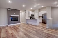 Building Photo - Three Bedroom Townhome