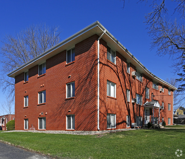 Building Photo - Elm Apartments