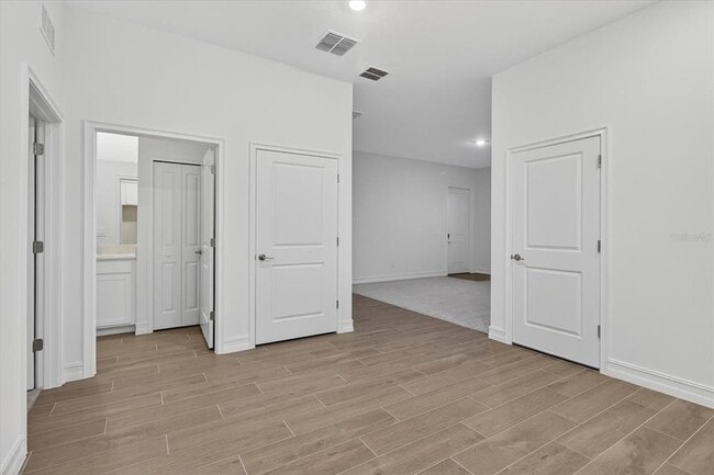 Building Photo - 6925 116th Ct E