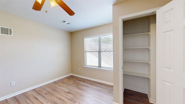 Building Photo - 1724 Boardwalk Ct