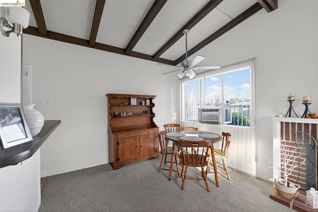 Building Photo - 16 Bryan Ave